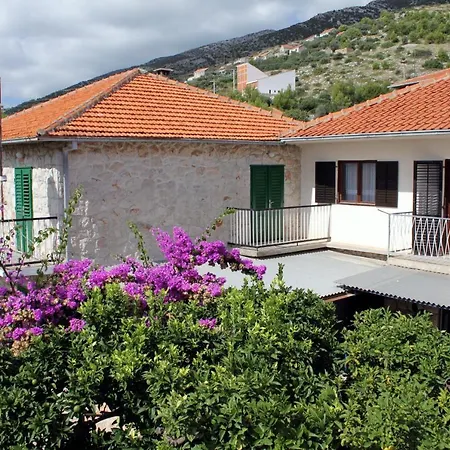 And With Parking Space Zavala, Hvar - 128 Guest house Jelsa (Hvar)