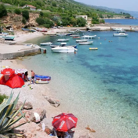 And With Parking Space Zavala, Hvar - 128 Guest house 3*