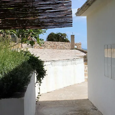 Apartament For Families With Children Zavala - Hvar - 128 Jelsa (Hvar)