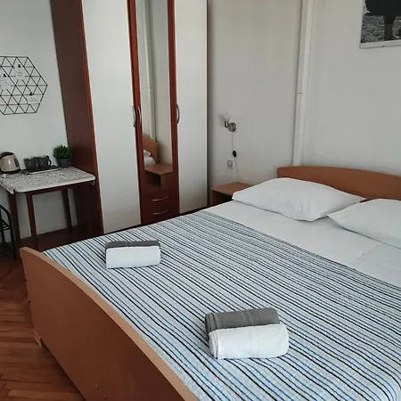 And With Parking Space Zavala, Hvar - 128 Guest house 3*